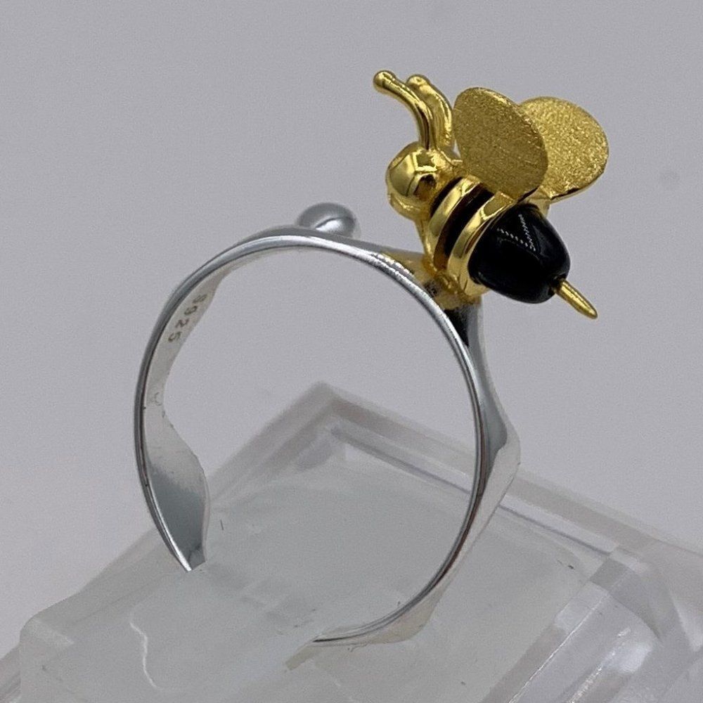 Nwot, solid sterling Bee and Honey ring with 22 K gold applied accents, sz 7